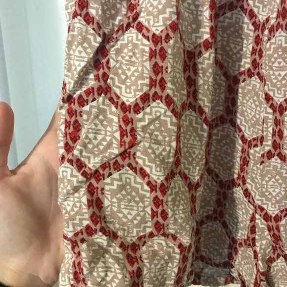 Printed Romper w Open Back - Picture 3 of 4